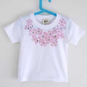 子供服 キッズTシャツ 90サイズ ホワイト コサージュ桜柄 Tシャツ ハンドメイド 手描きTシャツ 和柄 春 プレゼント