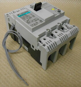 6 富士電機(FUJI) 漏電遮断器(漏電ブレーカー) EW50EAG-3P030 3P 30A 感度電流 30mA G-TWINシリーズ 補助スイッチ付