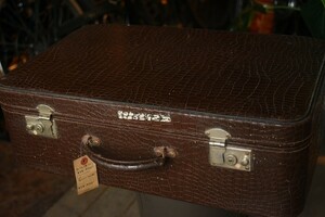 100567 ヴィンテージ　トランクケース　クロコ柄　革鞄 英国製 アンティーク　ビンテージ　 フランス　イギリス　レトロ　トラベルケース