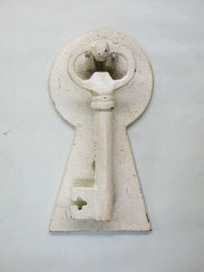 [大幸]　古鉄器　鍵モチーフのドアノック　秘密の部屋の入口に＾＾　良品　希少　呼び鈴　昭和レトロ　レア