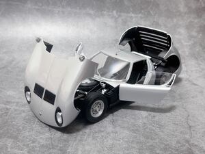 京商 1/18オリジナルダイキャストモデルカーシリーズ GORGEOUS COLLECTION Lamborghini Miura P400 SV(Silver) 08313S 関　オートアート