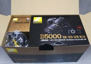 ジャンク Nikon D5000 ダブルズームキット ①18-55mm f3.5-5.6②55-200mm f4-5.6 通電しシャッター切れた事のみ確認済 他全て未チェック