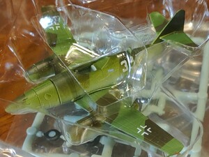 バンダイ ウイングクラブコレクション L 1/144 メッサーシュミット Me262 ガーランド中将機　戦闘機 ドイツ空軍 シークレット 特別彩色