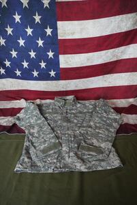米軍 実物 放出品 ACU コンバット ジャケット サイズ S-S SHORT US ARMY デジタル 陸軍 ミリタリー シャツ 迷彩 サバゲー ユニフォーム T