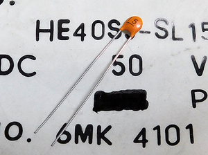 KCK HE40SJ-SL150J セラミックコンデンサ (50V/15pF±5%/直径:約4mm) [20個組]【管理:KD749】