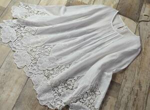 LOVEBODY ラブボディ Wacoal ワコール 裾カットワークレース刺繍入りプルオーバーブラウス サイズM 白色