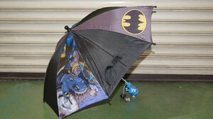 BATMAN バットモービル デザイン 子供用傘 持ち手がフィギュア DCコミックス キッズ アメコミ キャラクター 雑貨[未使用品]