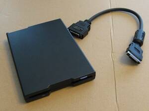 【ジャンク】IBM ThinkPad用外付け3.5インチ フロッピー・ディスク・ドライブ FD-05P