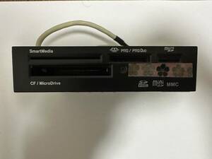 内蔵 USB2.0 メディアカードカードリーダー ICR-1500-B SDカード不可 難あり 中古 一部動作確認 即決 キズ、汚れあり 送料250円