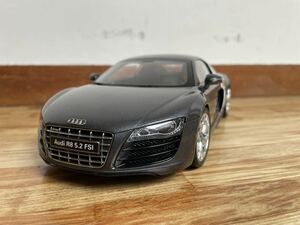 京商 Audi R8 5.2FSI quattro 1/18 アウディ　クワトロ　ミニカー