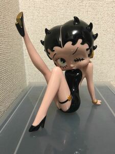 【即決価格】 BETTY BOOP ベティブープ　ソフビ フィギュア（ゴージャス クイーン）dune テツロッド ☆