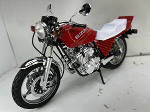 ☆１/１２プラモデル☆スズキＧＳＸ４００Ｆ☆「Ｇfour」☆「チョイ悪カスタム」☆塗装済み完成品 ☆送料無料☆ 