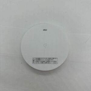 *au ワイヤレス充電台 01 (0101PUA) 中古