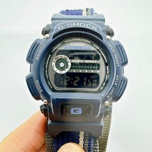 A2405-2-31 １円スタート クオーツ　稼働品　CASIO　カシオ　G-SHOCK　ジーショック　メンズ腕時計　ネイビー　DW-9005