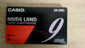 [m13208y z] NAME LAND テープカートリッジ 9mm XR-9RD 赤テープ黒文字　ネームランド