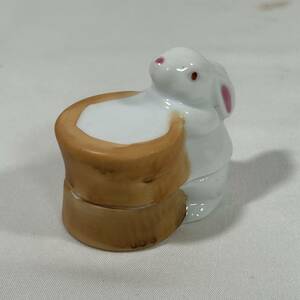 香合 うさぎ 卯 小物入れ 茶道具 仏具 アンティーク 陶器 (RJ-055)