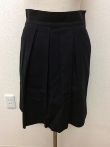 フラジール 濃紺、ほぼ黒のスカート プリーツ サイズ36