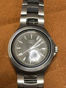 GUESS 腕時計 メンズ WATER RESISTANT STEEL 10ATM 165856G1シルバー ゲス