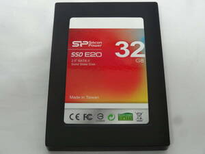 ★SP SSD 2.5インチ 32GB×1台 健康状態『正常』！★