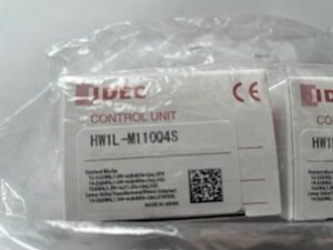 【制御機器】照光式押ボタンスイッチΦ22 HW1L-M110Q4S　1a AC/DC24V 照光（青）IDEC 和泉電機　未使用ストック品　入手困難