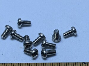 M2.6X5 ニッケルクロム　ネジ　10本　精密ネジ　ビス　2.6mm　ステンレス