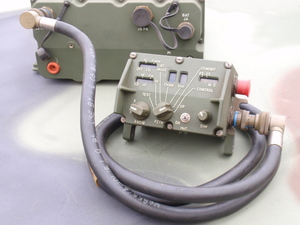 米軍 PRC-119 / VRC コントロール ボックス ケーブル (CX-13290)