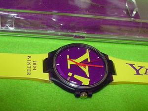 珍品　デザイン　YAHOO　JAPAN　２００４　WINTER　３ATM　腕時計　ケース付　未使用品