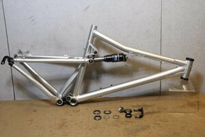 □SANTACRUZ サンタクルーズ Blur XC B 26inch MTBフレーム Mサイズ 美品