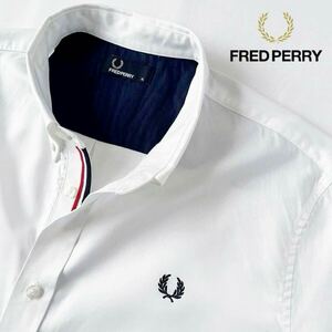 (美品) フレッドペリー FRED PEARLY ボタンダウン 長袖シャツ XL (日本XXL) ホワイト ネイビー レッド シャツ 大きいサイズ
