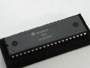 ★ MOTOROLA社製 Microprocessor MC6802P 未使用品 A-294 ★