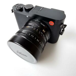 極美品 Leica Q2（ライカ Q2）使用数回 4730万画素 フルサイズ