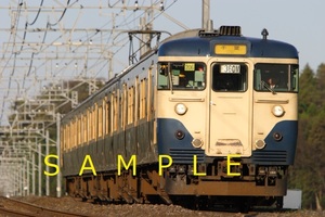 ☆00～10年代鉄道10jpgCD[113系幕張車(マリ206・208編成　総武本線物井～佐倉　亀崎踏切脇）]☆