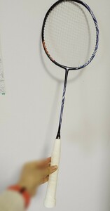 ヨネックス STROX100zz YONEX バドミントンラケット astrox100zz 4U5G