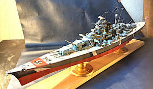 完成品　1/350タミヤ　　ナチスドイツ帝国海軍　　戦艦ビスマルク　ビスマルク追撃戦