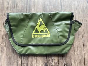 ☆中古美品！ 【le coq sportif】 ル・コック メッセンジャーバッグ グリーン ☆彡