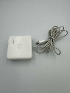 s032) Apple 　65W Portable Power Adapter 　Model： A1021