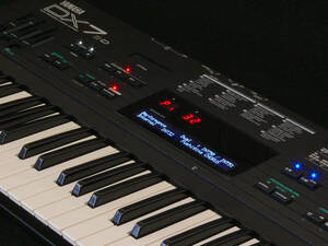 YAMAHA DX7II-D 61鍵 FM音源シンセサイザー [メンテナンス済み]