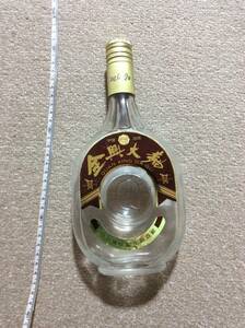レア　空瓶　　中国名酒　全興大　　1994年3月製　　古酒瓶　政府ご用達