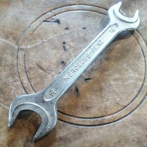 メルセデスベンツ WALTER 西ドイツ製 車載工具 コンビネーションレンチ wrench サイズ表記17-19mm. 全長171.9mm. W-GERMANY 190E 560SEL