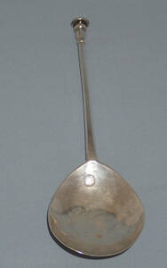 1634年英国ロンドン純銀製シールトップ・スプーン