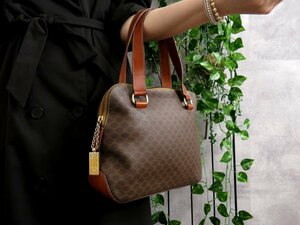 ●美品●CELINE セリーヌ●マカダム●PVC カーフ レザー 本革●ハンド バッグ●ブラウン●G金具●腕掛け●ヴィンテージ●B5 書類●Js45778