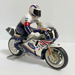 1/12 RVF750 鈴鹿8耐 1987 ロスマンズ　ホンダ 完成品 ワイン ガードナー　ストレートランライダー　フィギュア 2点セット タミヤ HONDA