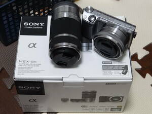 SONY NEX-5RY ダブルズームレンズキット 16-50mm 55-210mm レンズ交換式 ミラーレス一眼デジタルカメラ E-mount α アルファ ソニー