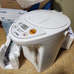 未使用 2023年製 タイガー 電動給湯ポット PDR-G301 W 3L 100s24-1382