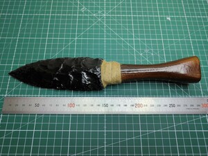 オブシディアンナイフ　黒曜石製　 石器 ハンドメイド 