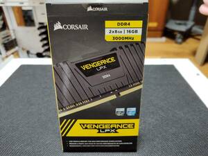CORSAIR VENGEANCE　LPX　DDR4 3000MHz　8GB×2枚　中古