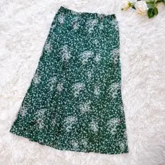 《Couture Brooch》クチュールブローチ（L相当）小花柄ロングスカート