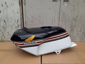 美品！864 NSR250R ロスマンズカラー 純正タンク　塗装後未使用　MC18 ガソリンタンク フューエルタンク タンク ホンダ