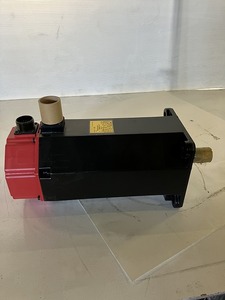 沖縄・離島発送不可　送料無料!!　FANUC　ファナック　サーボモータ　A06B-0502-B043（B033）中古整備品　【2300500869】