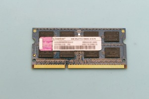 ■■■即決 Kingston製 PC3-10600 (DDR3-1333) 204pin 2GB ノートPC用■■■